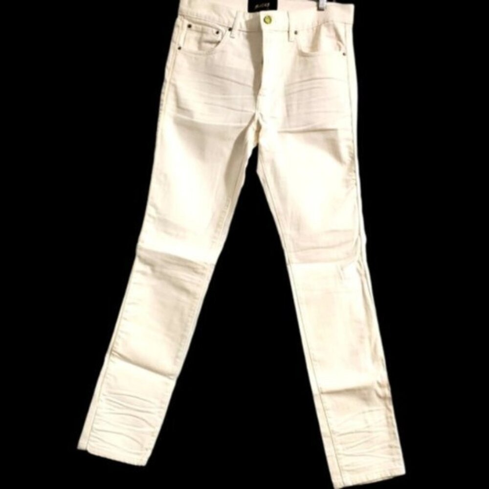 NWOT BOSSI SPORTSWEAR White 3D Jeans Patron Of The New Edition